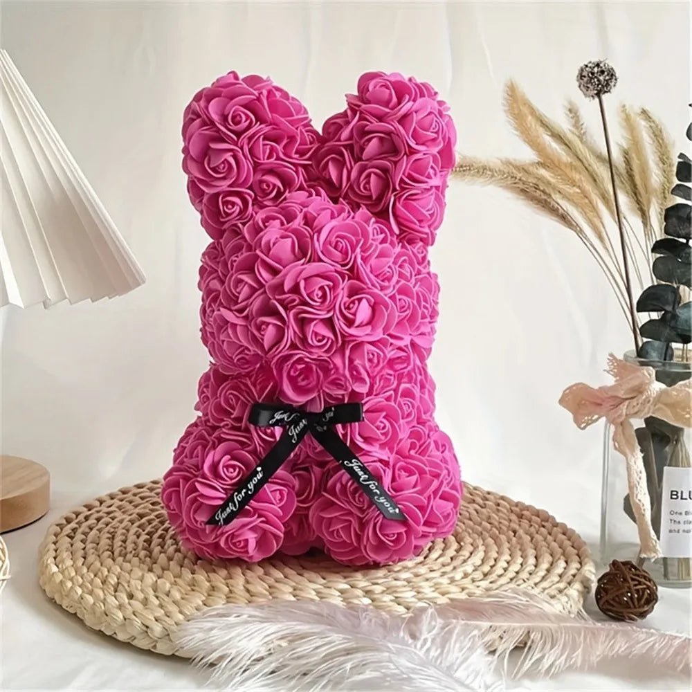 Lapin en Roses Éternelles – Le Cadeau Parfait pour Émerveiller