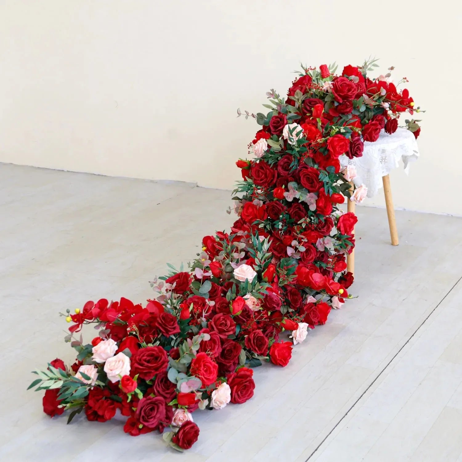 Chemin de Table Floral en Soie – Décoration Mariage & Centre de Table - Rose Eternelle La Boutique