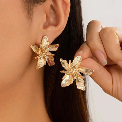 Boucles d'oreilles fleur dorées vintage bijou femme - vue 8
