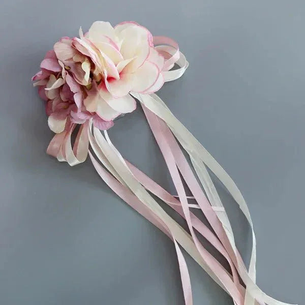 Décoration Florale Voiture de Mariage – Roses & Pivoines en Soie - Rose Eternelle La Boutique