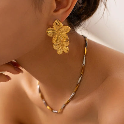 Boucles d'oreilles fleur dorées vintage bijou femme - vue 6
