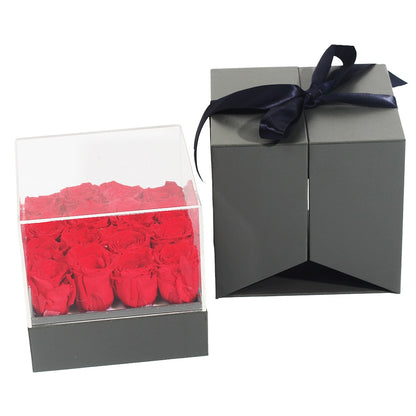 Schachtel mit 16 ewig roten Rosen