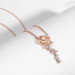 Collier en argent 925 avec une Rose en Dimant Moissanite