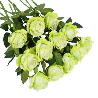 Élégant bouquet de roses éternelles artificielles