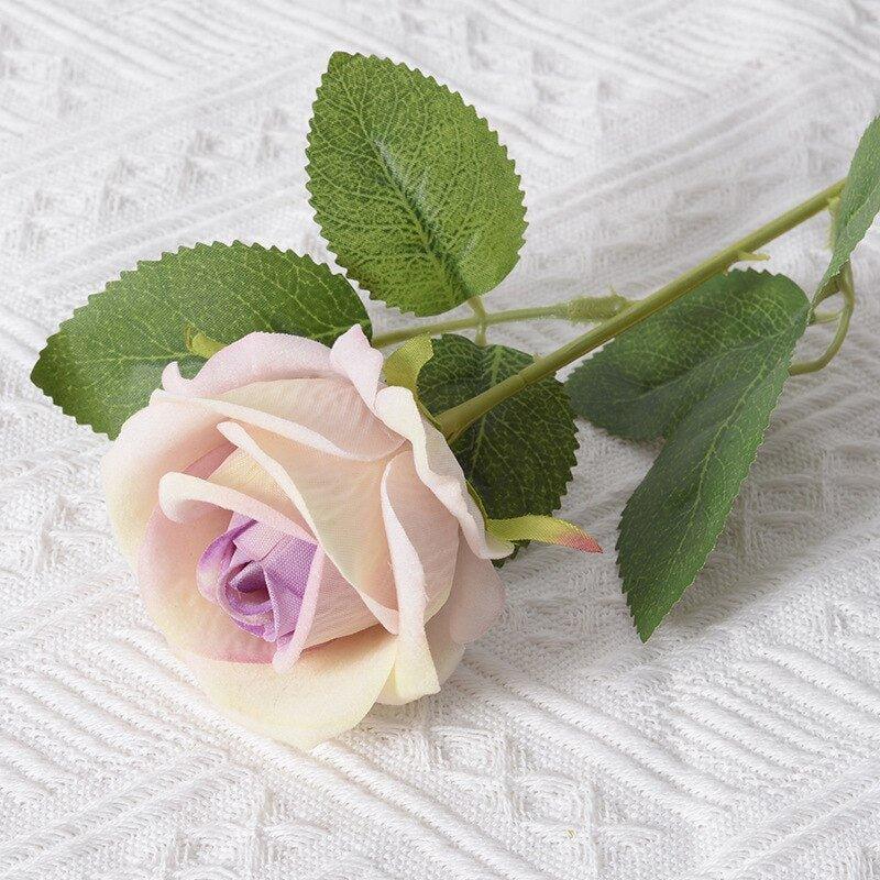 Bouquet de Fleurs composé de Rose en soie - Rose Eternelle La Boutique