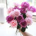 Luxueux Bouquet de fleur composé de rose éternelle Artificielle