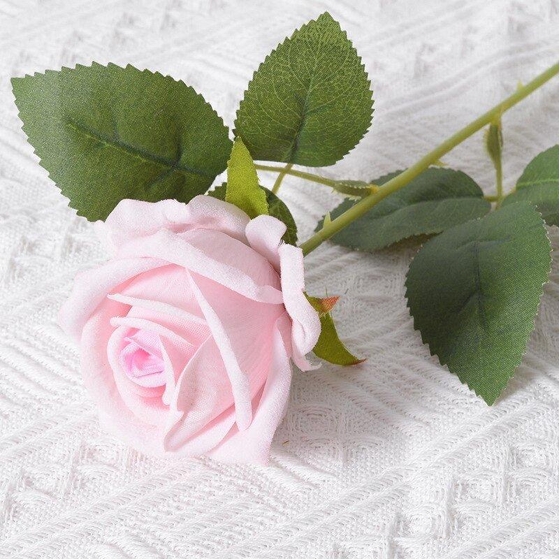 Bouquet de Fleurs composé de Rose en soie - Rose Eternelle La Boutique